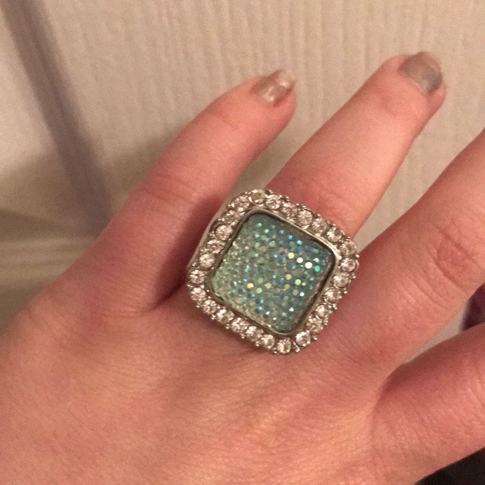 Stretchy ring!